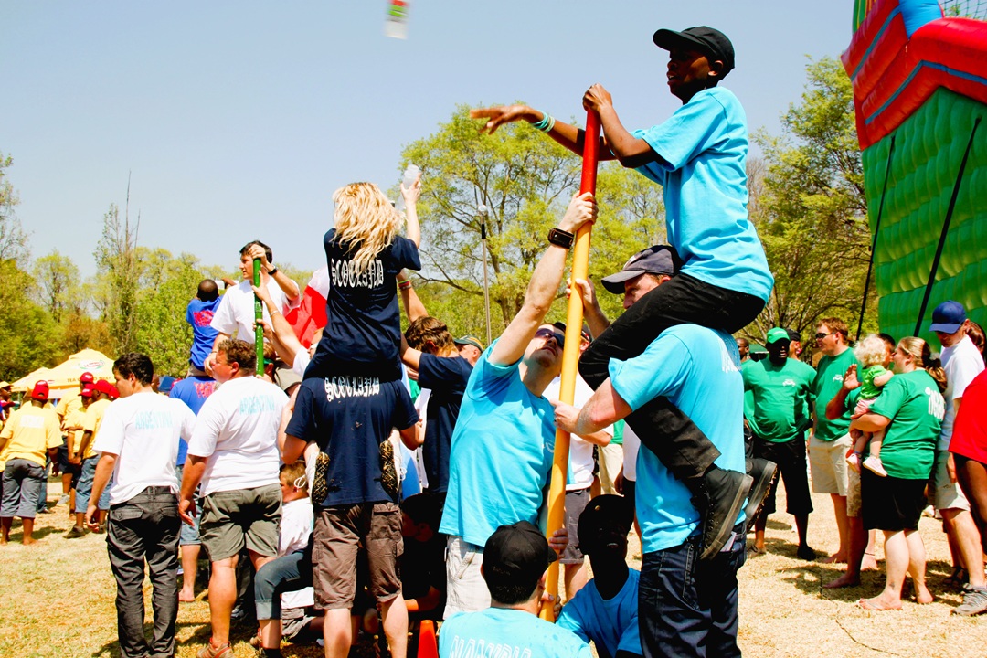 Team Building groups photo